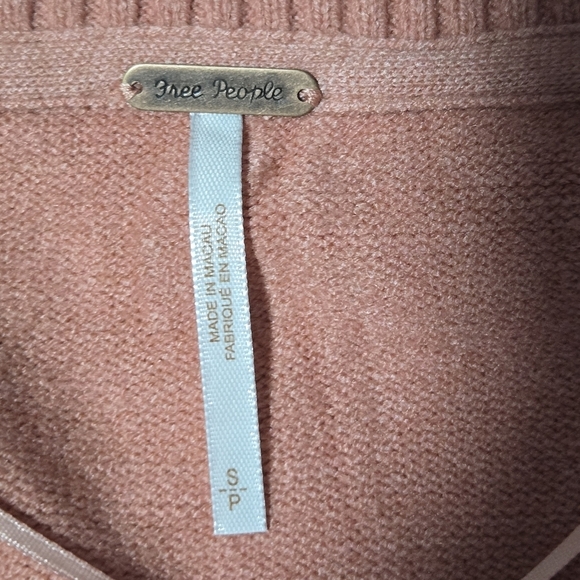 FREE PEOPLE ORION A-LINE TUNIC SWEATER LIGHTEST ROSE SMALL (oversized) - Picture 4 of 6